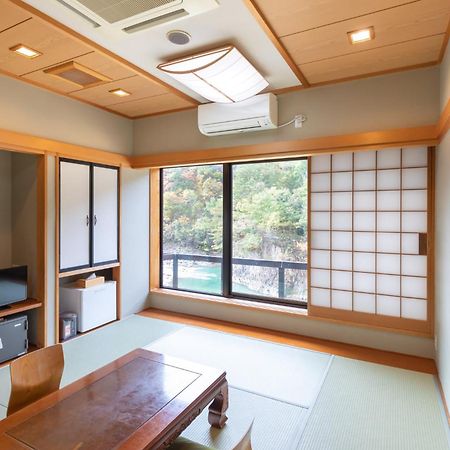 天然温泉白川郷の湯 Hotel Shirakawa  Exterior photo